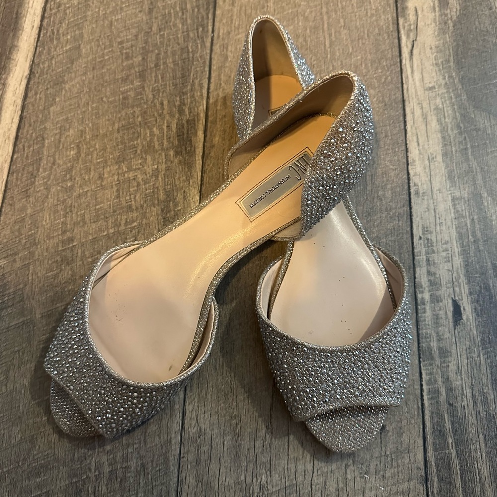 Dress shoes, flat, sparkly